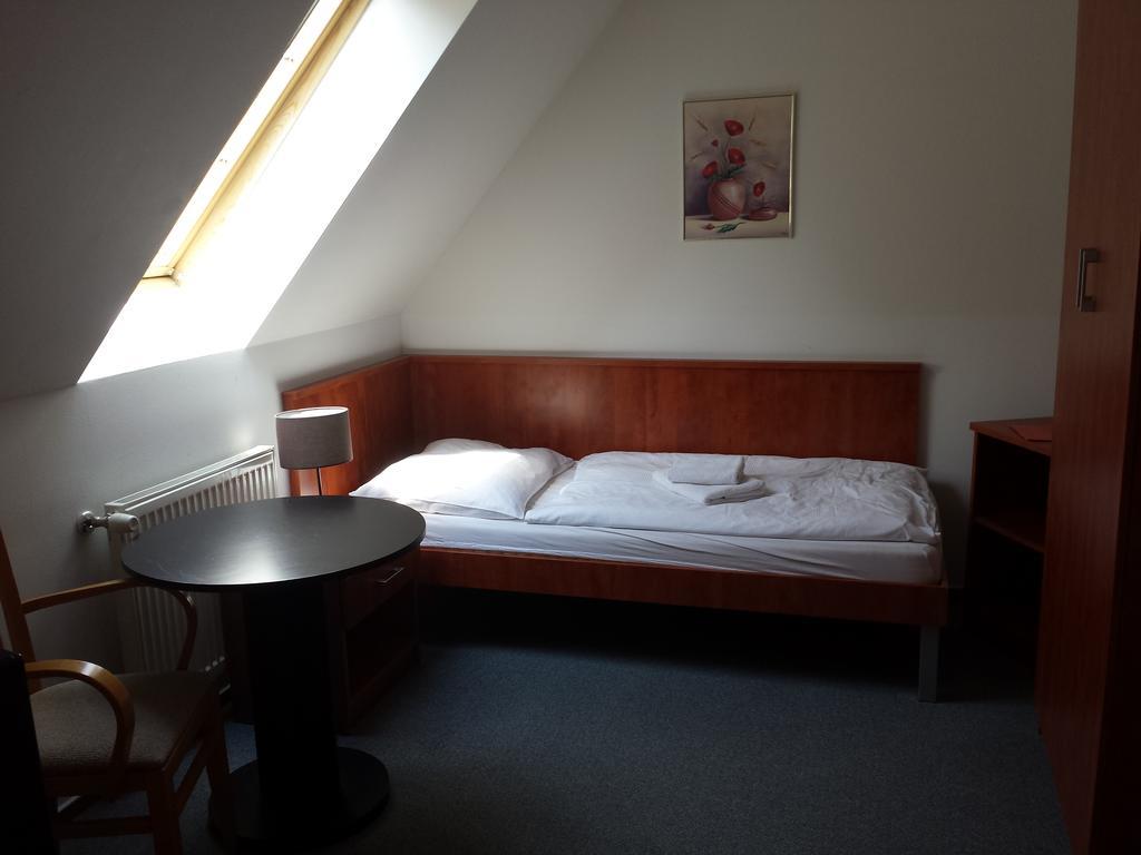 Wellness Hotel Harrachovka Room photo